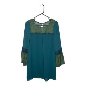 BCX Woman’s Long Sleeve Green Dress | M